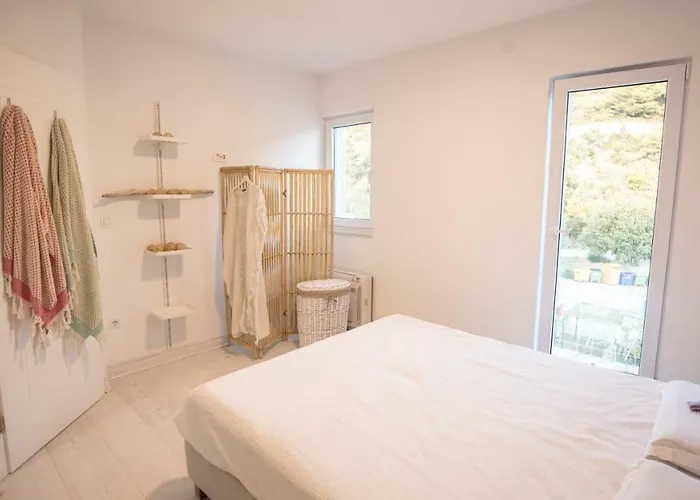 Apartman Zamarin 1 Drvenik